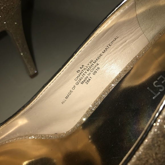 Gold Glitter ✨ Heels - Picture 5 of 6